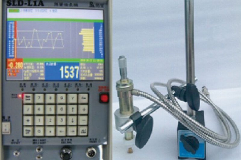 ماكينة لف نوابض سلكية من 0.15 إلى 0.8 مم، 400 قطعة في الدقيقة، 2 محور، KCT-8C